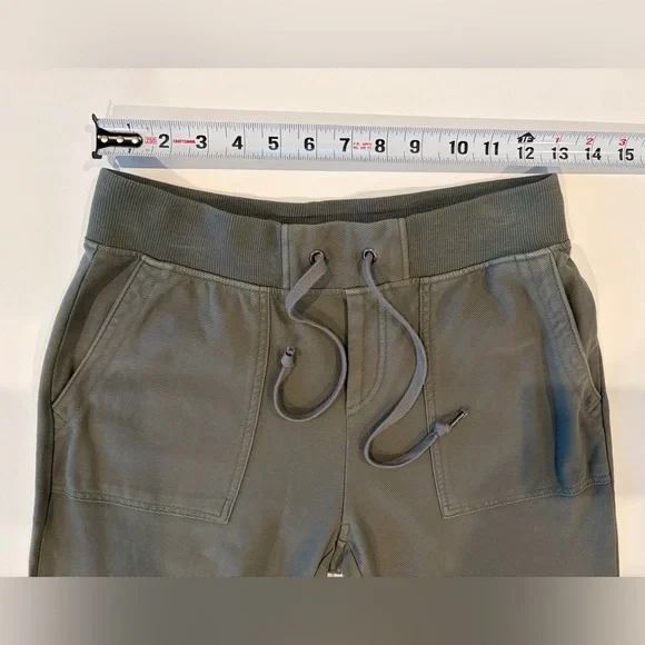 Uniqlo 100% Cotton Sage Olive Green Women's Jogger Pants Size Small Relaxed Fit - Picture 8 of 13